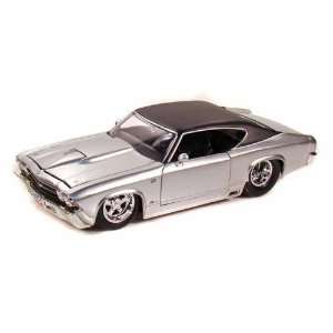  1969 Chevy Chevelle SS Pro Stock 1/24 Silver: Toys & Games