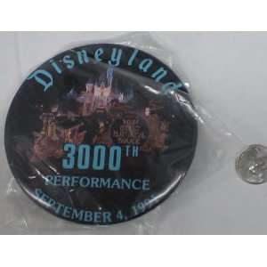  STREET ELECTRICAL PARADE 3000TH SHOW VINTAGE BUTTON: Everything Else