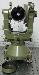 C79357 Wild T3 / T3A Theodolite w/ Domed Case, Battery Pack, Tripod 