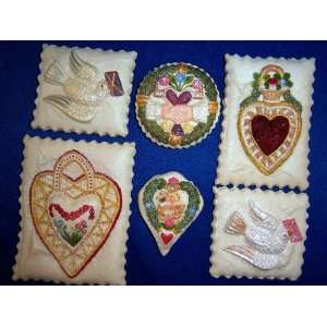 Hands to Heart Valentine Cookie Gift Tin:  Grocery 