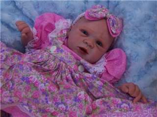 OOAK Lifelike Reborn Baby Girl Doll Zoe (Michelle Fagan) NEW  