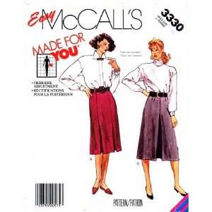  McCalls 3330 Sewing Pattern Misses Inverted Pleated Skirt 
