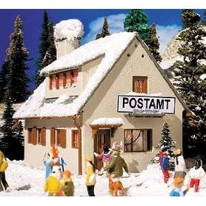  Vollmer HO Christkindl Post Office Kit Toys & Games