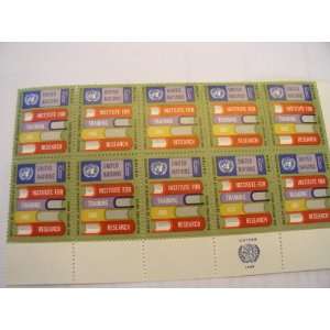 1969 United Nations Stamp Books & UN Emblem, S# 192, Block of 8 6 