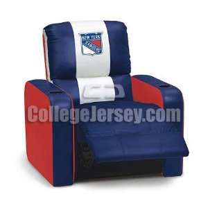  New York Rangers Leather Recliner Memorabilia. Sports 