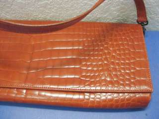 See all our other womens purses at auction, we combine shipping