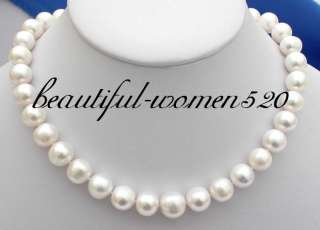   pearl necklace mabe clasp buildup smooth surface and very clean