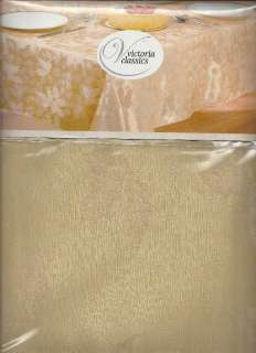Tablecloth Fabric 60x104 oblong Victoria Classics Holy Leaves Gold w 