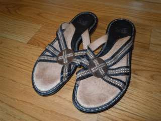 WOMENS SOFFT SANDALS SHOES LEATHER 7 NICE WOW  