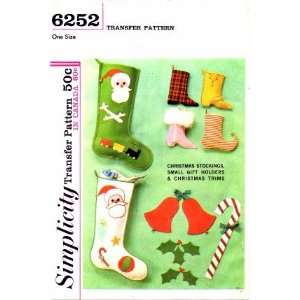   6252 Transfer Pattern Christmas Crafts Stockings Applique Gift Holder