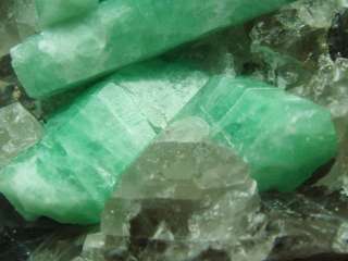 70g Gem grade Jade Green EMERALD Beryl Crystal Mineral !  