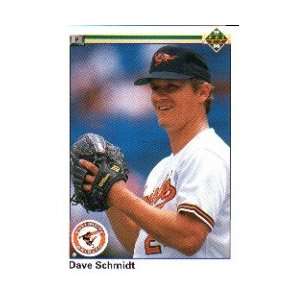  1990 Upper Deck #641 Dave Schmidt: Sports & Outdoors