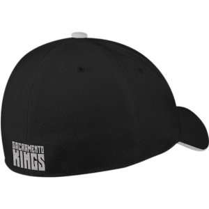 Sacramento Kings Black Tonal Flex Fit Hat:  Sports 
