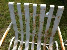 Lawn Chairs on Of Mid Century Metal Swinging Metal Lawn Patio Chairs Gliders