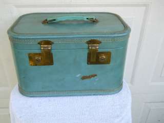   Hard Shell Train case Luggage 14x9x8 Needs a good cleaning  