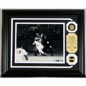  Hank Aaron Photomint with 2 Gold Coins: Sports & Outdoors