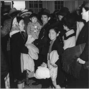   Francisco, California, Japanese American internment: Home & Kitchen