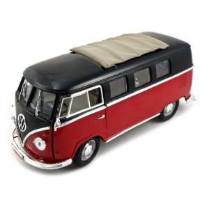  1962 Volkswagen Microbus Diecast Car Model 1/18 Red/Black 