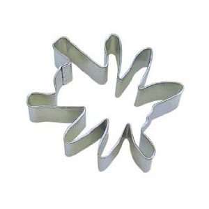 Spider cookie cutter constructed of tinplate steel. Hand wash and 