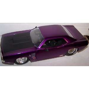   Big Time Muscle 1970 Plymouth Hemi Cuda in Color Purple Toys & Games