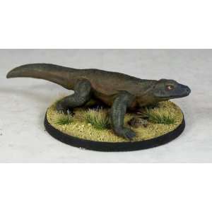   Miniatures   Wilderness Encounters Giant Lizard II Toys & Games