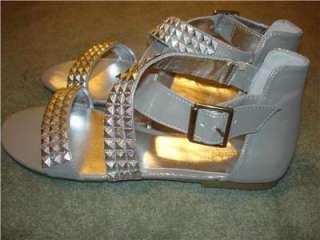 NWT $50 WANTED Silver Sandals Shoes Flats Womens 7.5 7 1/2 M  