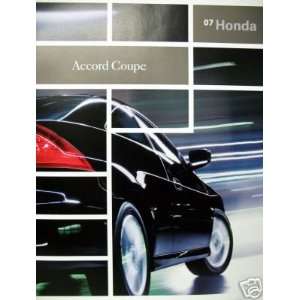  2007 Honda Accord Coupe vehicle brochure 