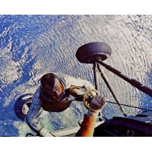  NASA Astronaut Alan Shepard Photo USA Space Historical 