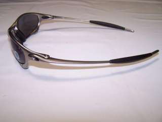 100 % authentic oakley sunglasses new in box flex couplers