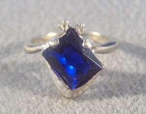 VINTAGE 10 K GOLD EMERALD CUT LONDON BLUE TOPAZ DIAMOND RING  