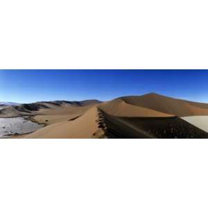  Footprints above Dead Pan, Namib Nauklift National Park 